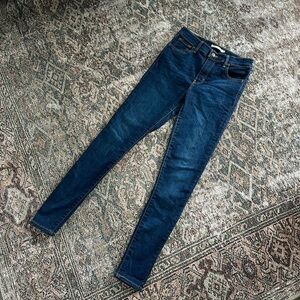 Levi’s 720 High Rise Super Skinny Jeans (Size 26)